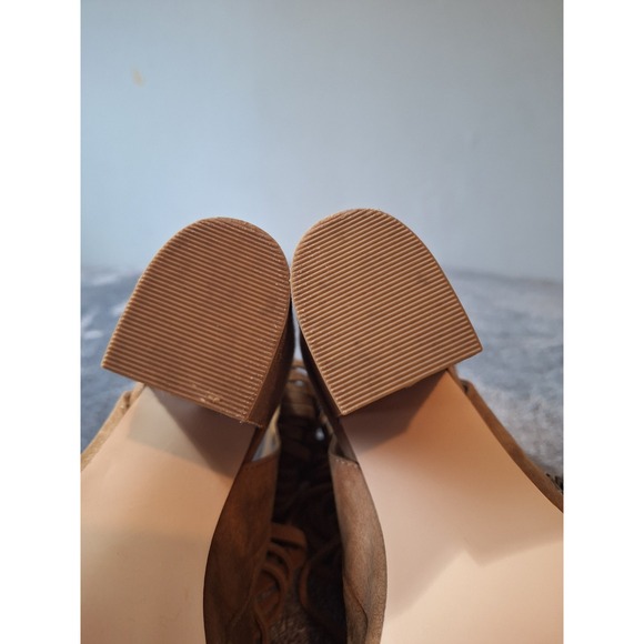 Carlos Santana Brown Suede Fringe Peep-Toe Ankle Boots - Picture 14 of 15